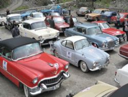 Klasik otomobiller Erzurum’dan geçecek